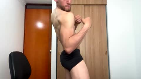 enzo_savage online show from February 3, 7:08 pm