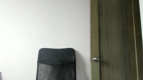 Enzo Aren online show from November 27, 7:28 pm