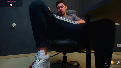 EnzoRace online show from October 25, 7:10 am