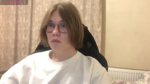 haru moon online show from March 4, 11:34 pm