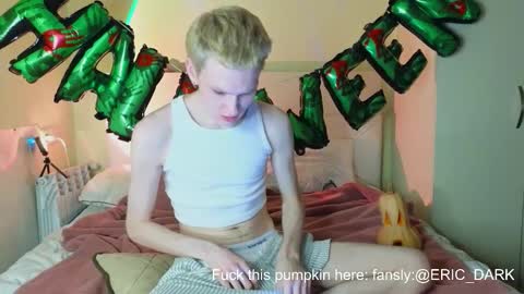 Eric online show from October 30, 4:52 pm