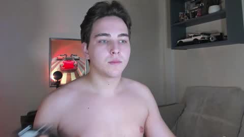 Eric online show from November 21, 8:19 pm