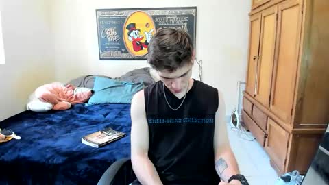 erick_de_rossee online show from May 14, 6:28 pm