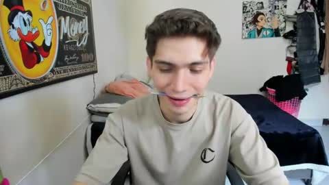 erick_de_rossee online show from July 31, 7:12 pm