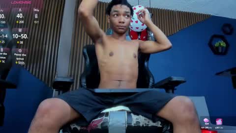 Erick online show from February 18, 4:26 am