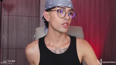   online show from April 16, 8:09 pm