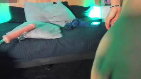 eros_fang online show from April 18, 4:36 am