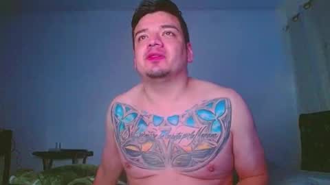 escodamus12 online show from January 24, 1:25 pm