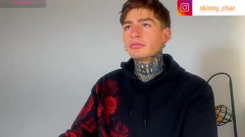 Esteban independent model online show from October 27, 11:45 am