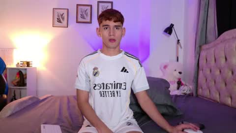 Esteban online show from March 4, 10:55 am