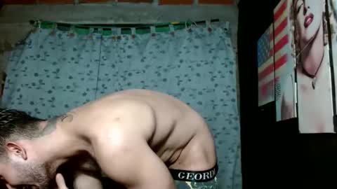 Snapshot of etha_bossx chatting on October 20, 12:14 am ethanjobs online show from October 20, 12:14 am