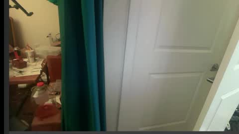 Bustedpussy online show from May 21, 9:26 am