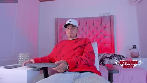 Ethan online show from December 2, 10:13 pm