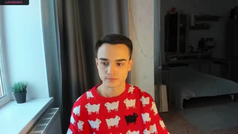 ethan_harris1 online show from December 23, 7:28 am