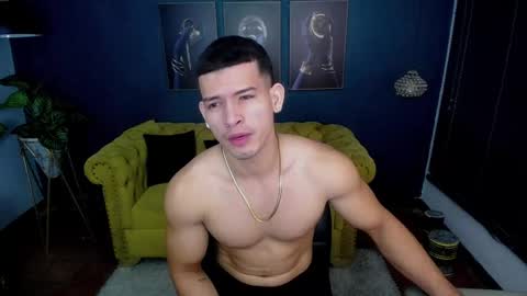 ETHAN RODGERS online show from October 11, 10:36 pm