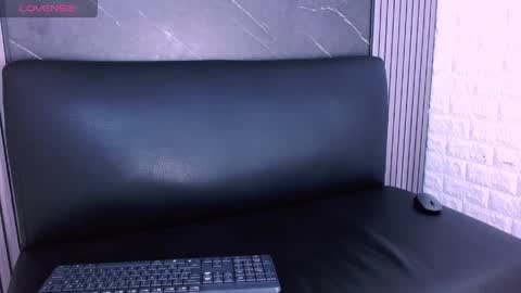 ethann cock1 online show from April 18, 7:58 pm