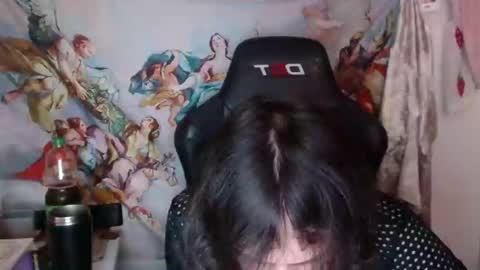 ethereal_thom online show from February 12, 12:27 am