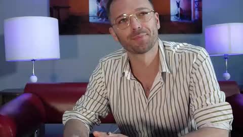 euginehot online show from December 25, 12:26 pm