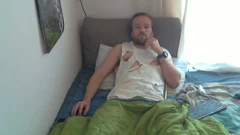 Han online show from February 19, 11:17 am