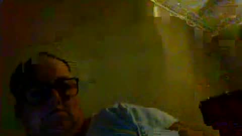 Snapshot of eve1luvsray chatting on February 8, 3:41 am eve1luvsray online show from February 8, 3:41 am