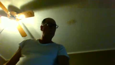 Snapshot of eve1luvsray chatting on January 15, 2:38 am eve1luvsray online show from January 15, 2:38 am