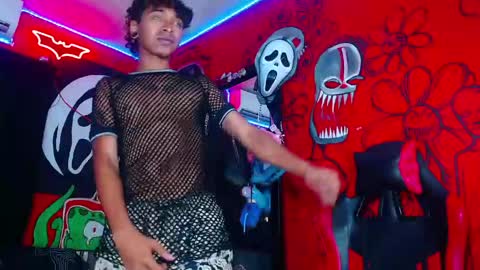 kell online show from April 13, 1:23 pm