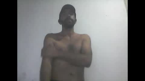 everaldosantos online show from February 1, 10:44 pm