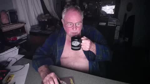 EXCEOS online show from December 25, 3:28 pm