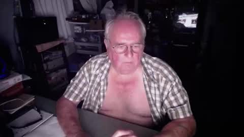 EXCEOS online show from October 26, 2:30 pm