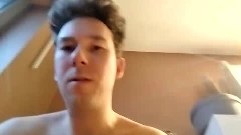 Excuteboy online show from February 19, 4:58 pm