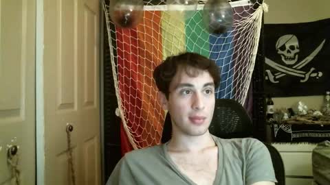 Ezra Naamah online show from March 2, 5:08 am