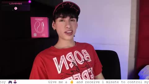 Snapshot of ezra_storm chatting on September 29, 6:23 am Juan online show from September 29, 6:23 am