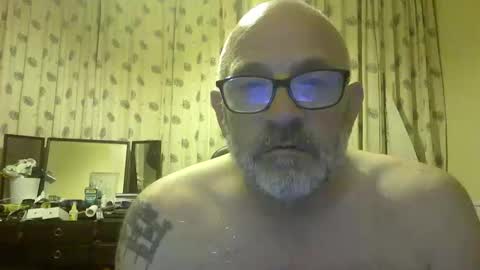 f1zzeek online show from May 27, 12:40 am
