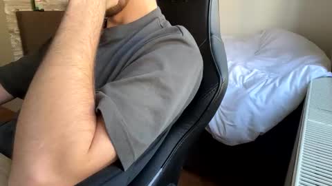 Snapshot of fabian_196 chatting on February 2, 12:13 pm Call me bitch online show from February 2, 12:13 pm