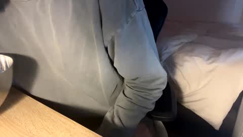 Snapshot of fabian_196 chatting on January 1, 10:32 am Call me bitch online show from January 1, 10:32 am