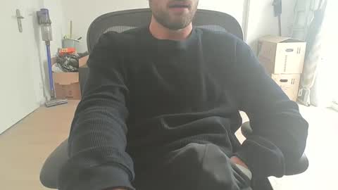 Snapshot of fabian_196 chatting on September 26, 10:57 am Call me bitch online show from September 26, 10:57 am