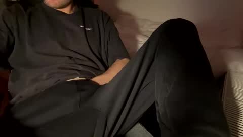 Snapshot of fabian_196 chatting on February 7, 8:31 pm Call me bitch online show from February 7, 8:31 pm