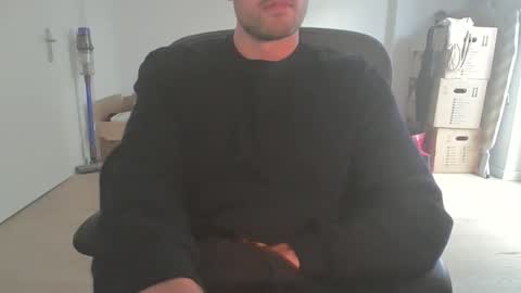 Snapshot of fabian_196 chatting on September 13, 5:03 pm Call me bitch online show from September 13, 5:03 pm