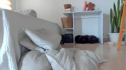 -  A N D E R online show from April 18, 7:58 pm