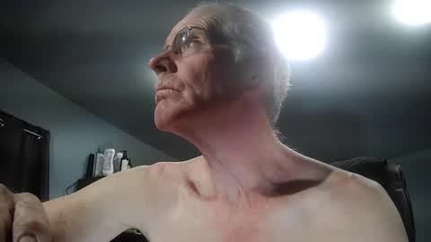 fantasyresort online show from November 1, 3:10 am