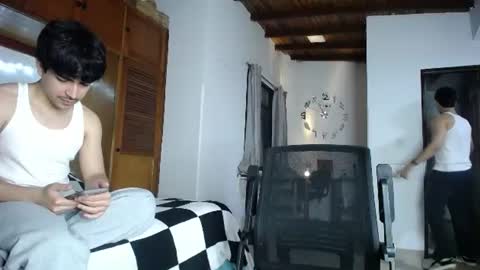 farid_24 online show from July 28, 3:47 am