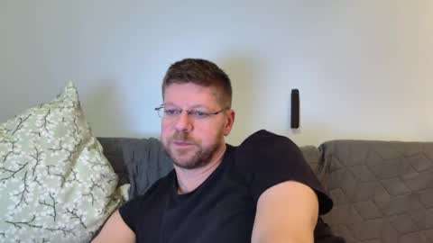 fattenmenow online show from December 6, 9:35 pm