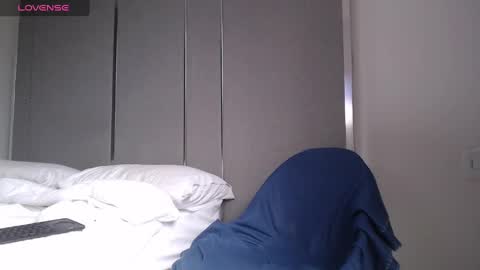 FAUSTO online show from December 27, 11:50 am