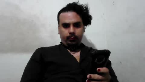 Faux Feitico VSW online show from March 6, 10:18 pm