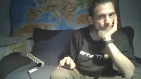 Snapshot of feelfemdom chatting on September 17, 4:13 am feelfemdom online show from September 17, 4:13 am