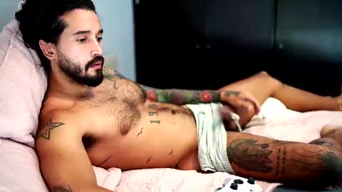 Snapshot of felix_candela chatting on January 27, 5:26 pm Felix Candela online show from January 27, 5:26 pm