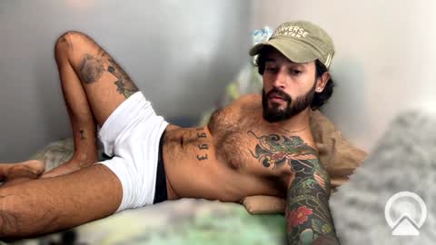 Snapshot of felix_candela chatting on January 22, 6:10 pm Felix Candela online show from January 22, 6:10 pm