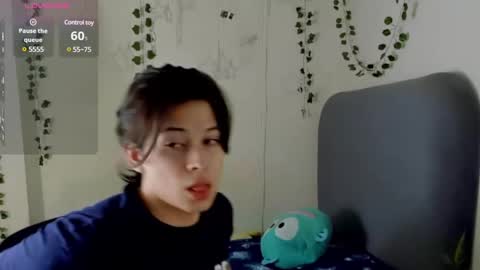 Snapshot of felix_leex chatting on March 8, 9:18 pm Felix leex online show from March 8, 9:18 pm