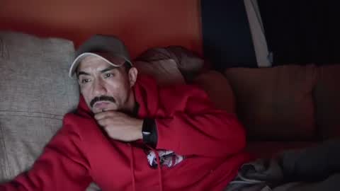 fernand89 online show from December 13, 5:49 am