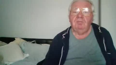 fewxtrapounds985 online show from March 7, 8:55 pm